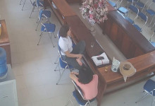 The teachers remove heels relax her tired feet after class 2