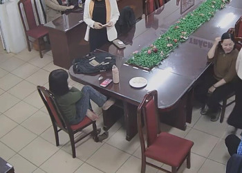 The teacher dangling and shoeplay after class in her office 46