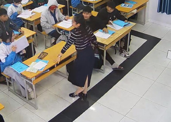 Our teacher shoeplay queen in black heels back again 3