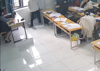 I wish she in nylon next time 45