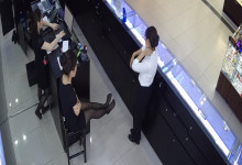 The jewelry store hostess in black nylon show us her cute feet!