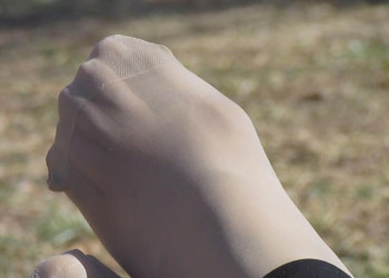 The beautiful girl took off her high heels and relaxed her feet 5