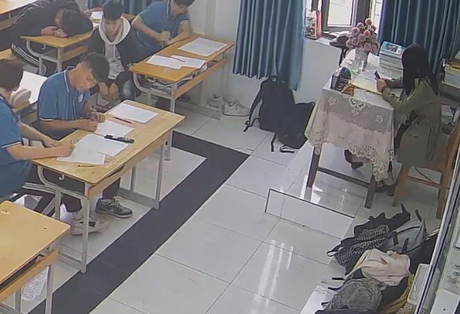 I am not sure if she is in nylon 8