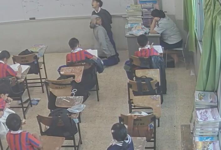 The voluptuous female teacher shoeplay under the table 2 !