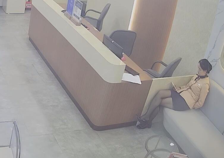 The jewelry store girls in black nylon dipping shoeplay daily show 11