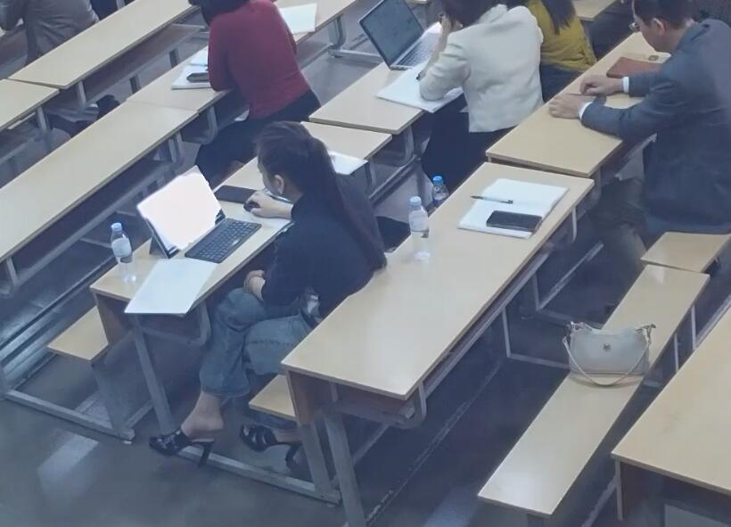 I wish she in nylon next time 26