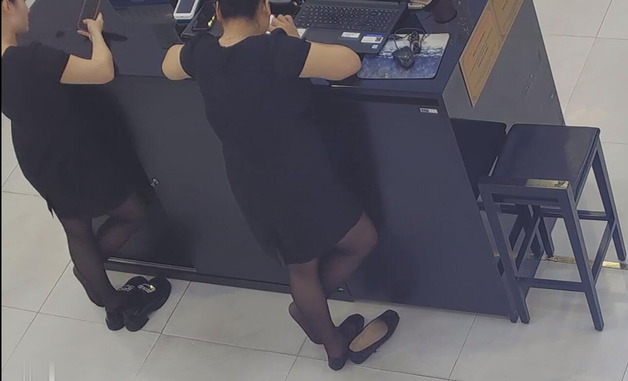 The jewelry store hostess in black nylon show us her cute feet! 46