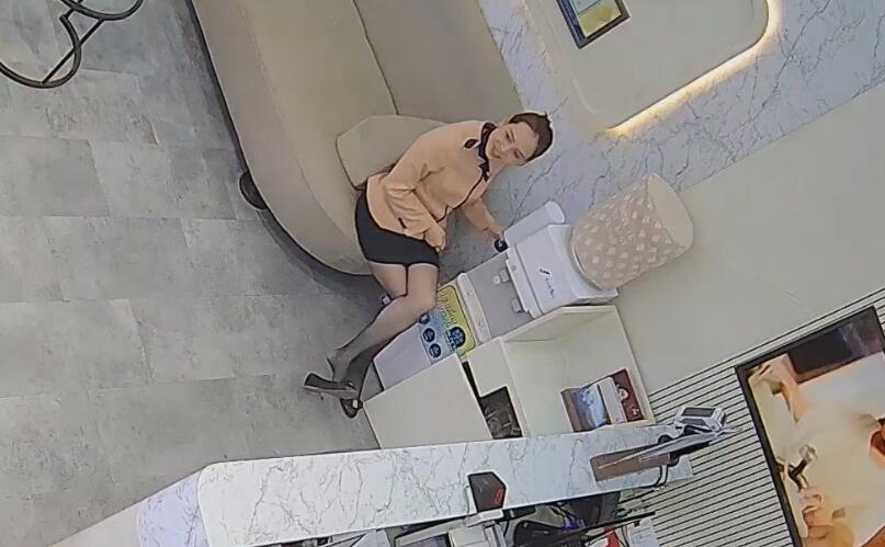 I think she will be the new jewelry store shoeplay queen 